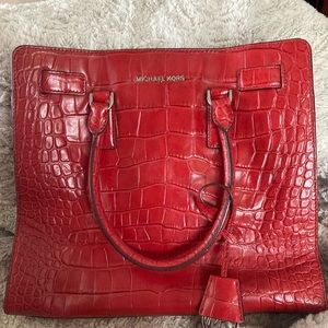 Michael kors red bag, EUC